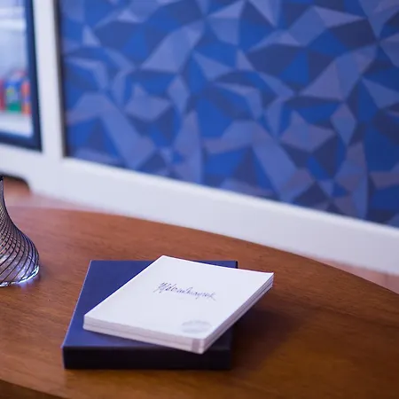 Отель Maroon Pera Стамбул
