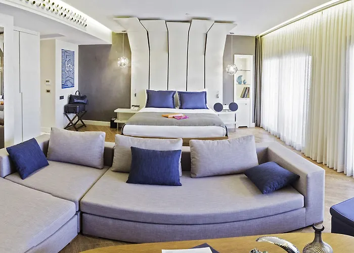 Maroon Pera Stambuł