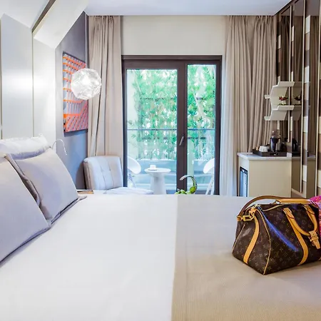 Maroon Pera Hotel 3*