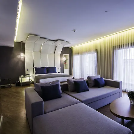 마룬 페라 이스탄불