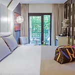 Maroon Pera Hotel