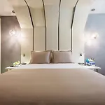 Maroon Pera Istanbul
