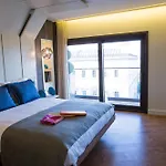 Maroon Pera Hotel